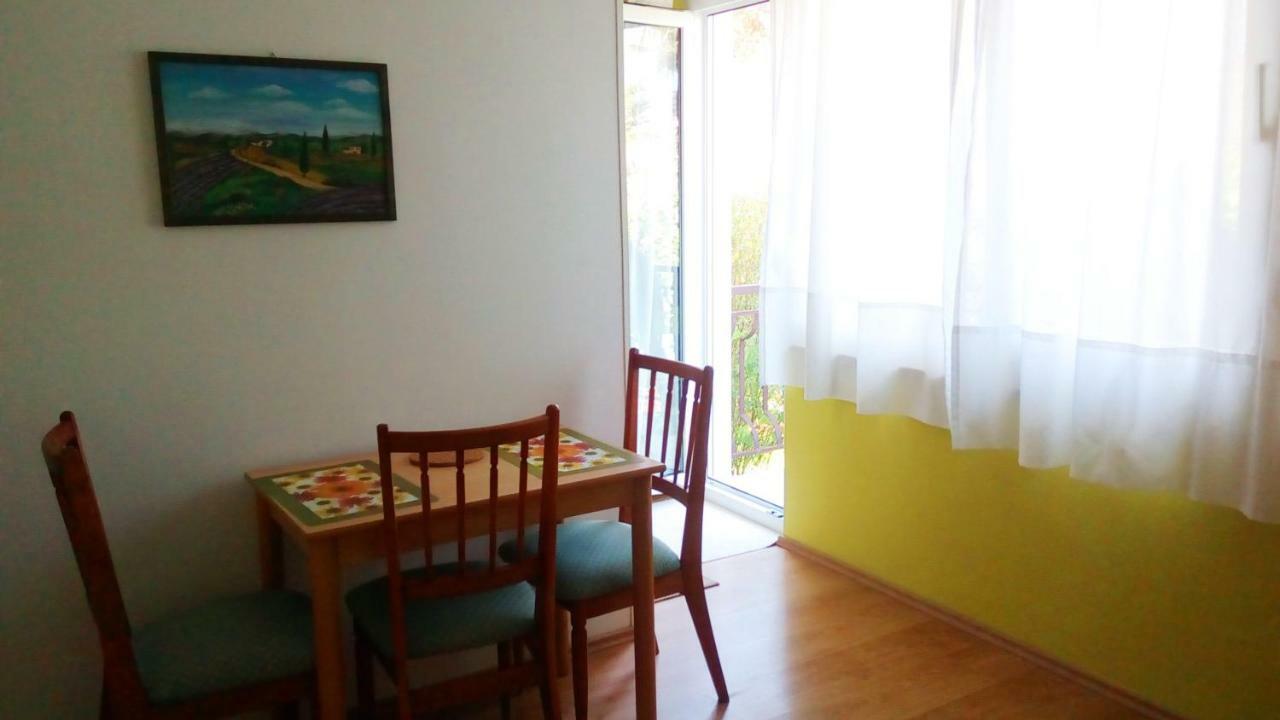 Apartmani Komunela Umag Extérieur photo